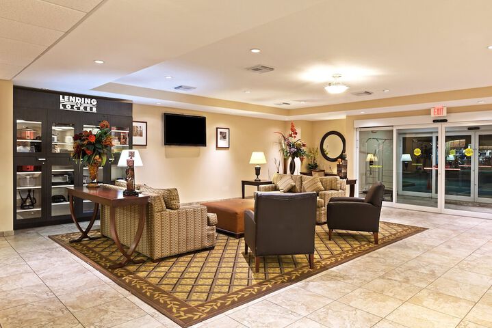Candlewood Suites Pearland by IHG