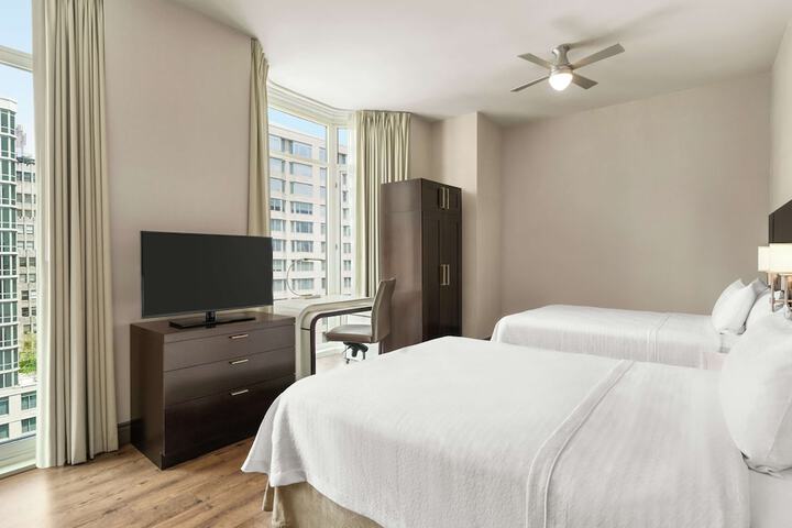 Room 42 of 59