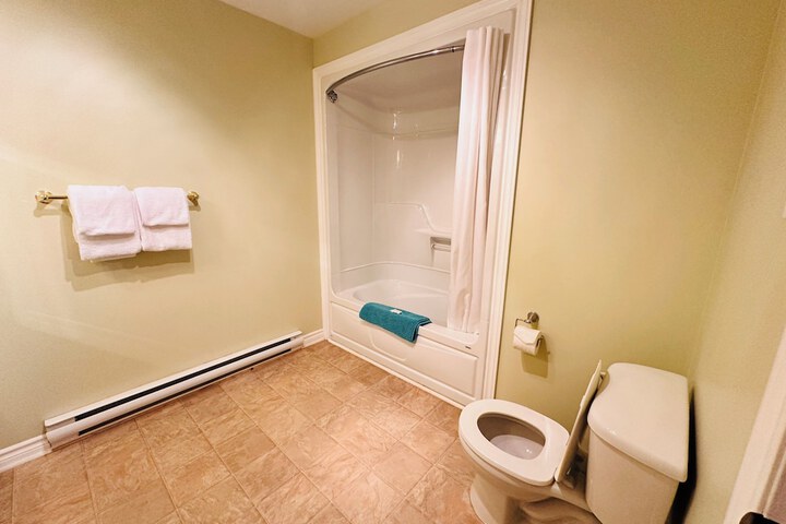 Room 50 of 122