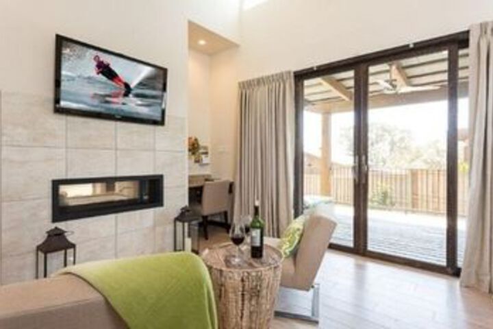 Alura Pointe Villas at the Reserve at Lake Travis