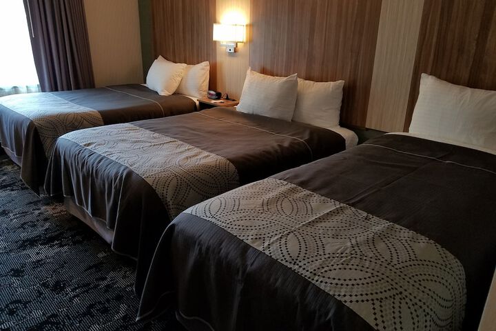 Room 22 of 35