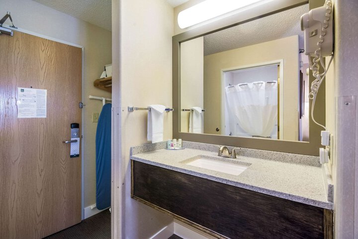 Quality Inn & Suites Pueblo West
