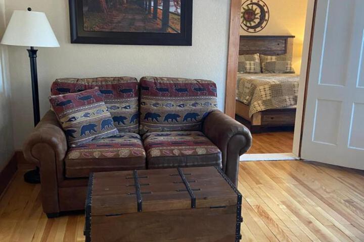 Tavern - Country Suite