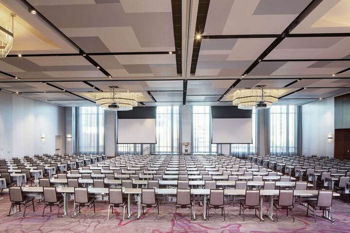 Hilton Rochester Mayo Clinic Area