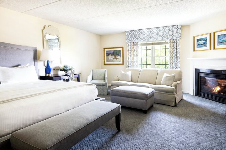 Room 33 of 109