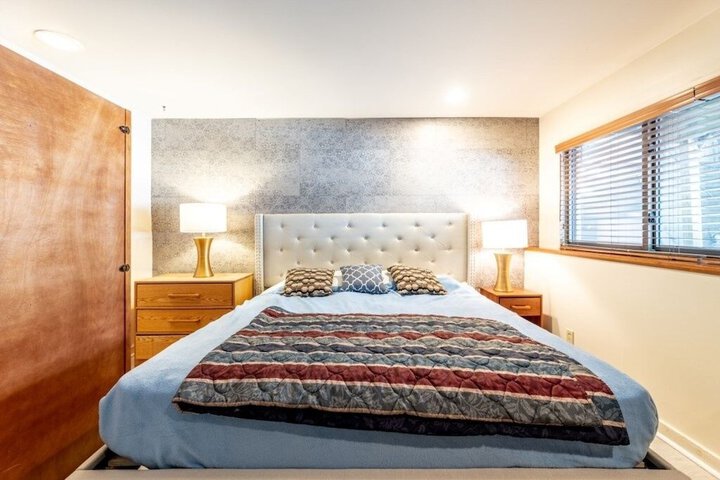 Telemark 5 4 Bedroom Condo by RedAwning