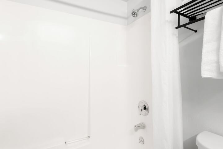 Room 35 of 86