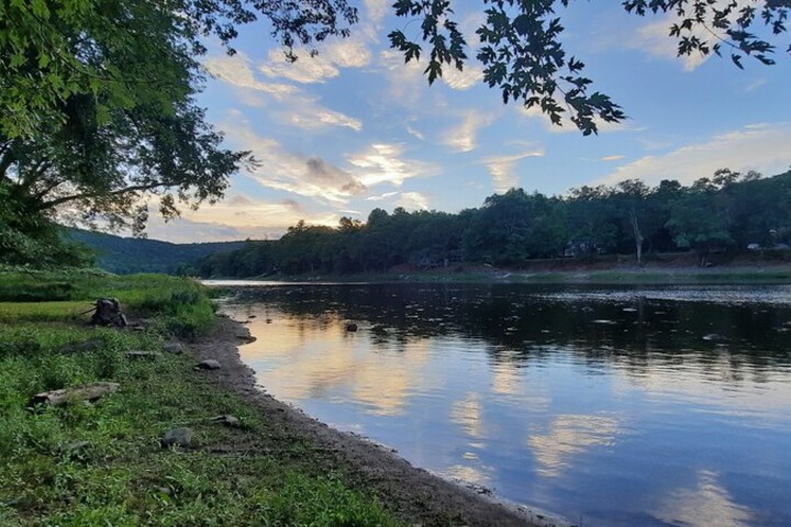 Pocono Dog-Friendly Home on River