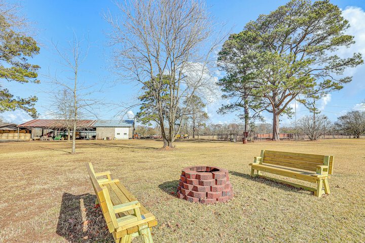 Countryside Marion Retreat Near Fishing & Trails!