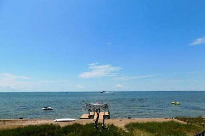 Waters View Home