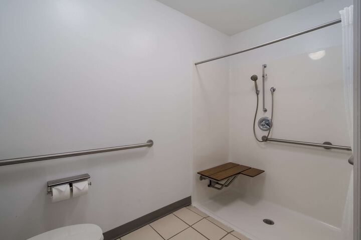 Room 14 of 30
