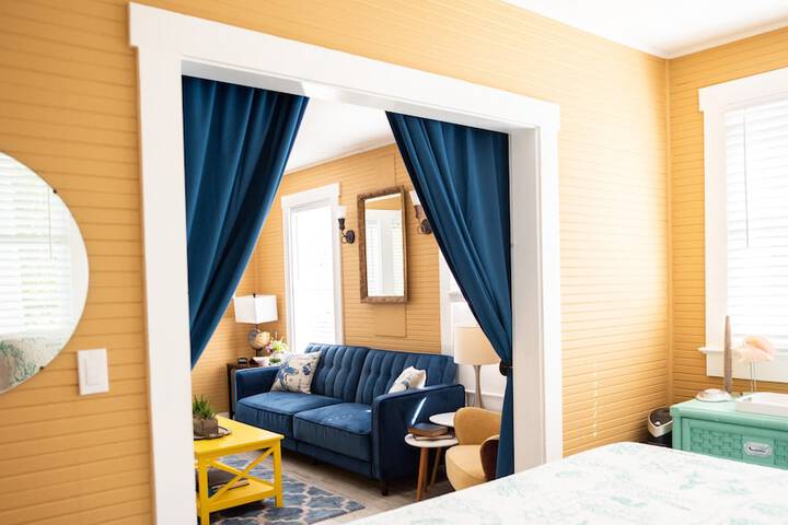 Room 75 of 143