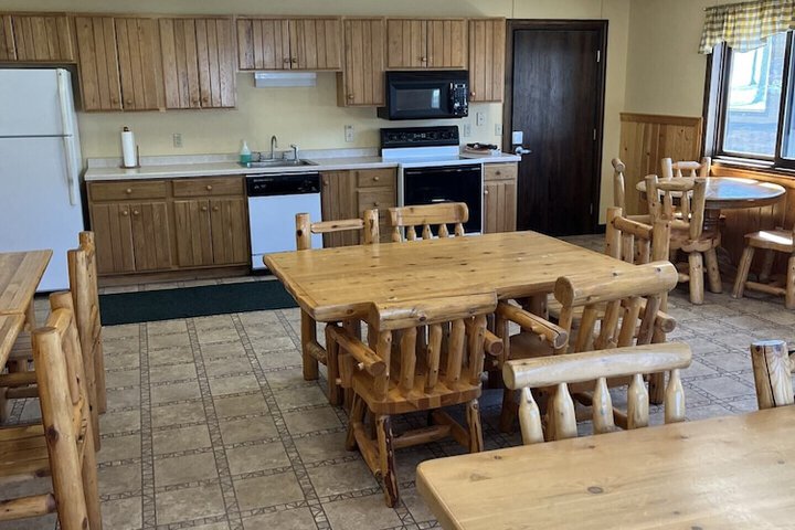 Horseshoe Bay Lodge