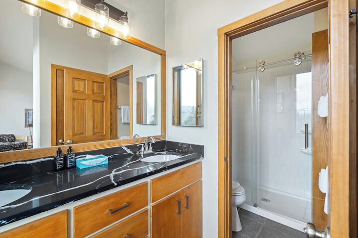 Evergreen Condominiums by Vail Resorts