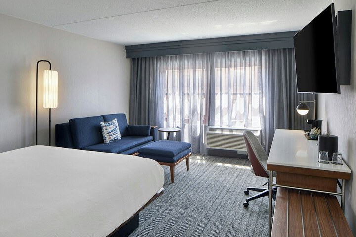 Courtyard by Marriott Providence Downtown