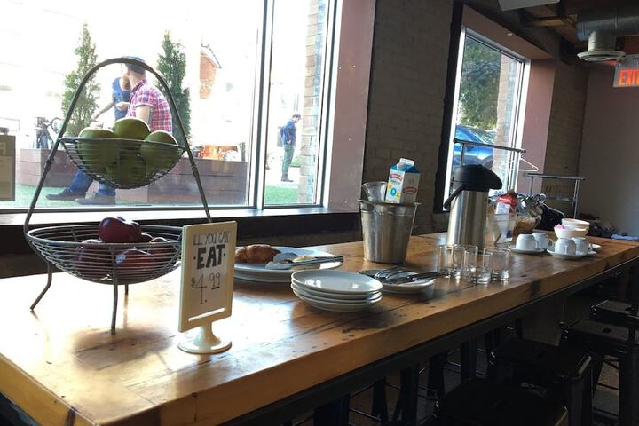 Breakfast/Coffee Service 48 of 54