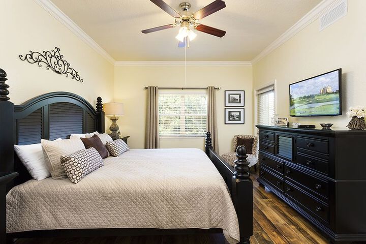 Room 8 of 21