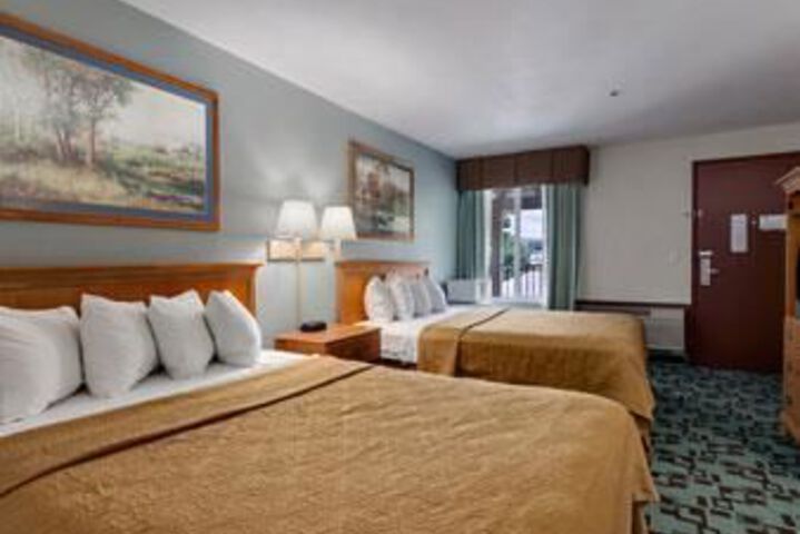 Super 8 by Wyndham Creswell / South Eugene