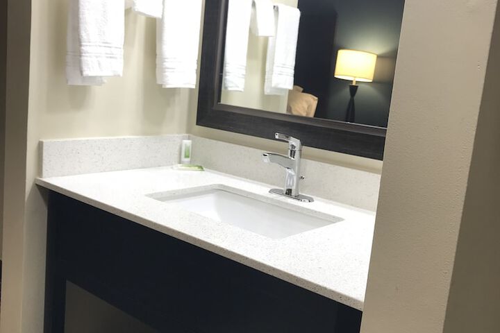 AmericInn by Wyndham Jefferson