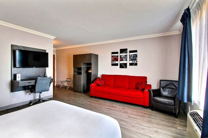 Room 48 of 59
