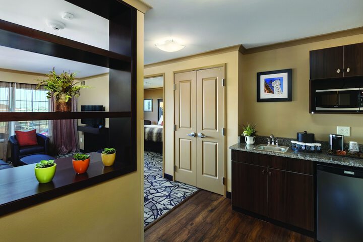 Room 8 of 39