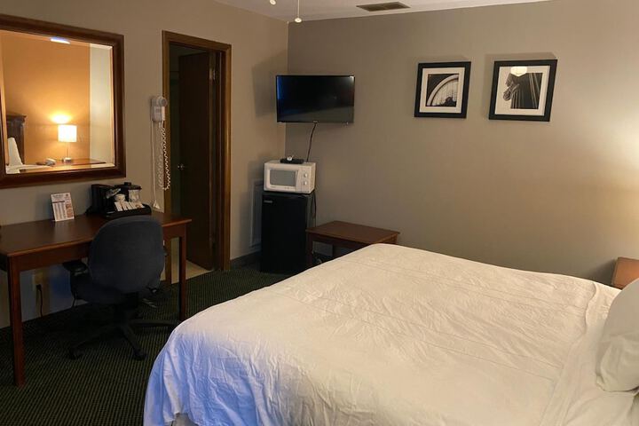 Room 42 of 50