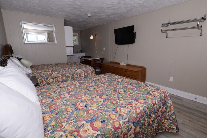 Room 17 of 48
