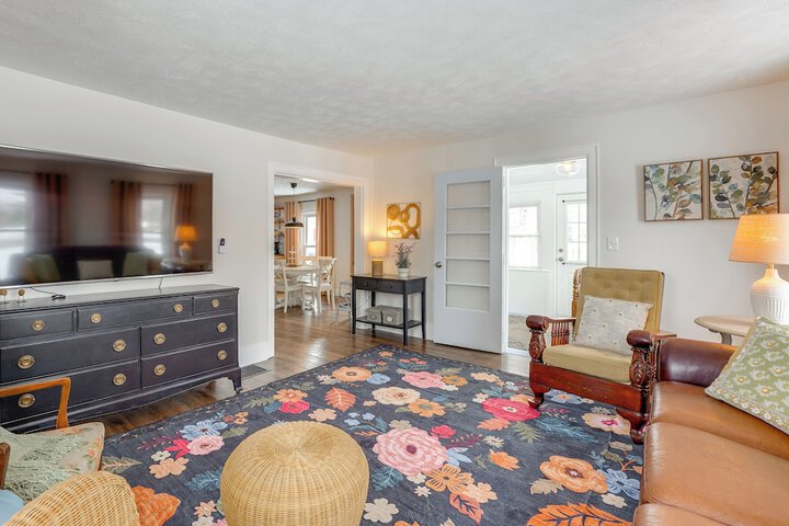 city Girl Farmhouse in Hudsonville w / Hot Tub