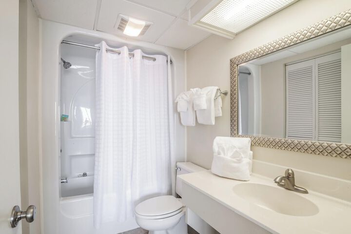 Litchfield Beach & Golf Resort