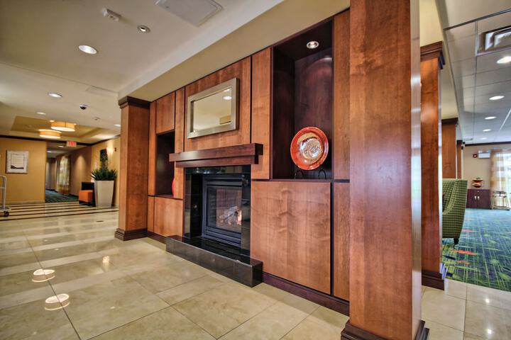 Hotel Interior 11 of 32