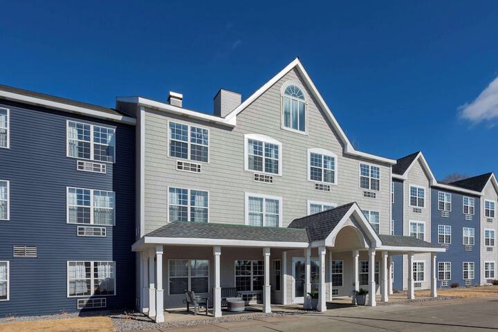 GrandStay Hotel & Suites Hastings