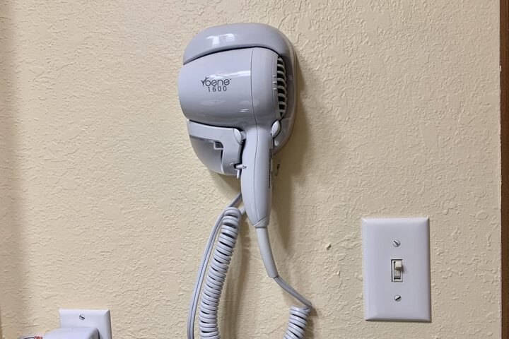 Room 13 of 21
