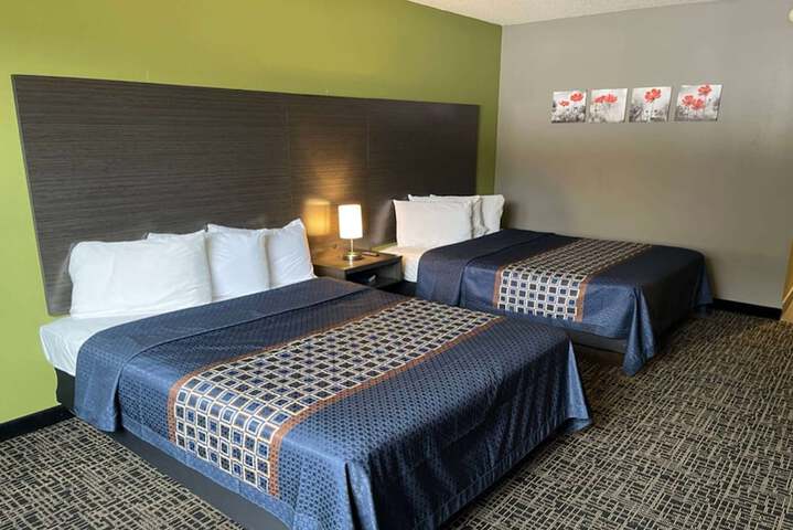Room 44 of 60