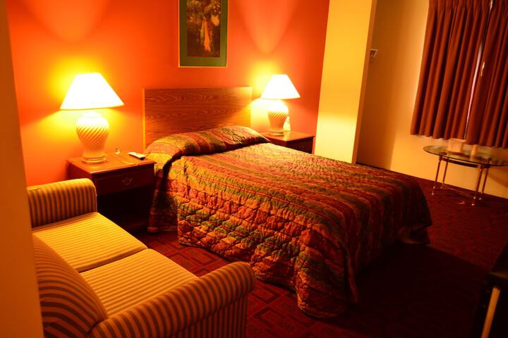 Room 19 of 27