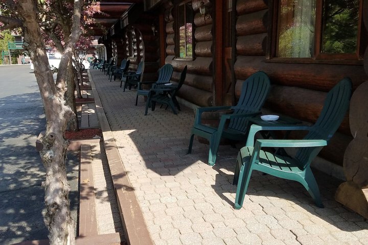 Nootka Lodge