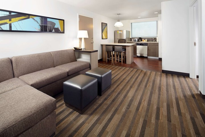 Hyatt House Denver / Lakewood at Belmar