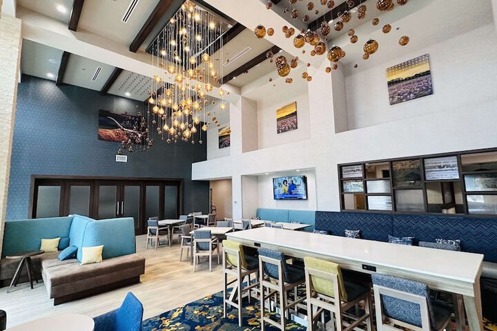 Hotel Interior 20 of 115