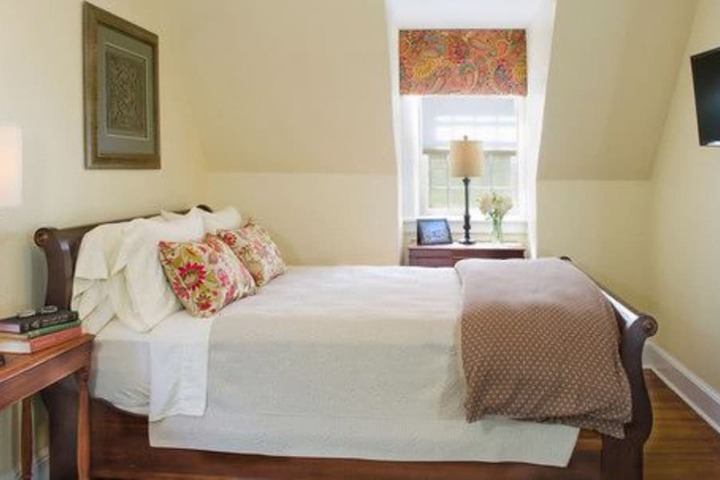 Hillbrook Inn