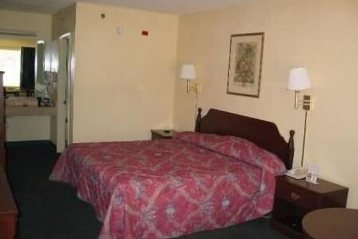 Room 12 of 29