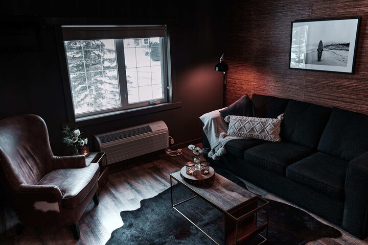 Room 28 of 75