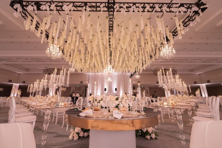 Ballroom/Hall 135 of 146