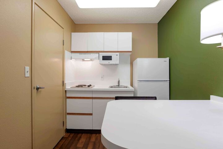 Room 15 of 30