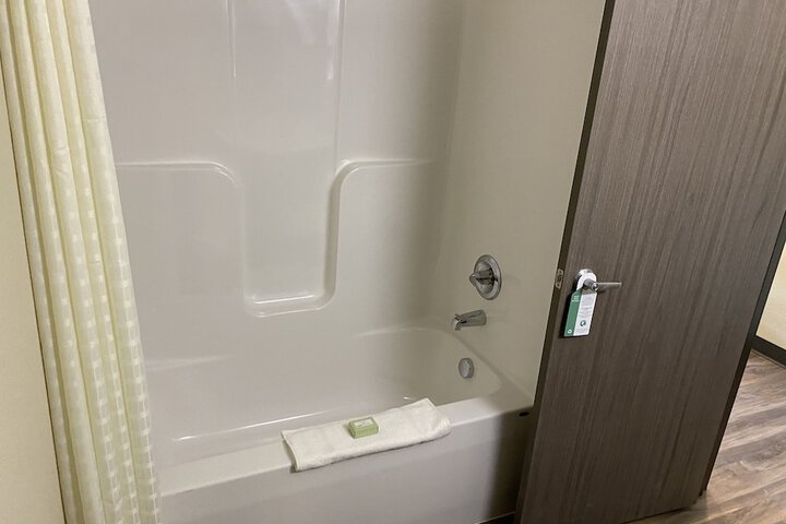 Room 19 of 46