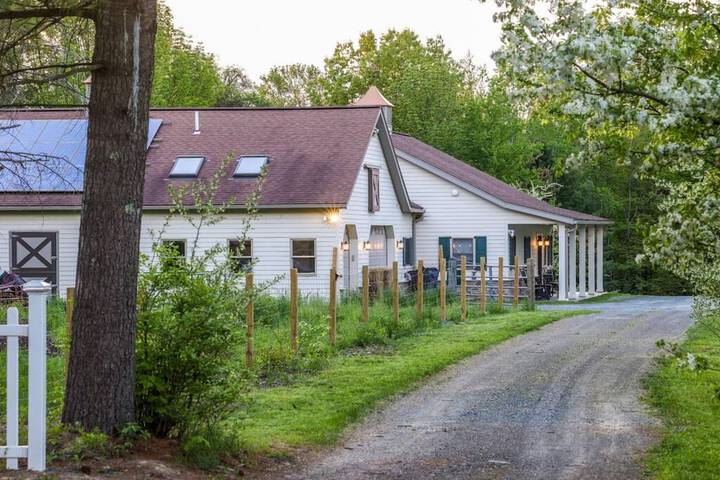 Modern Farm Home 2hr NYC BOS Peaceful Wifi