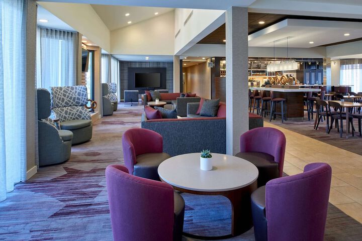 Hotel Interior 7 of 32