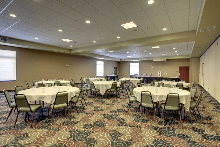 Ballroom/Hall 42 of 47
