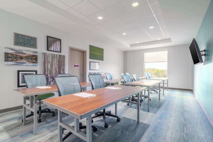 Home2 Suites by Hilton Fredericksburg South