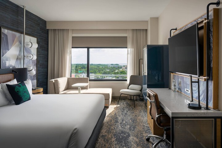 Luminary Hotel & Co. Autograph Collection
