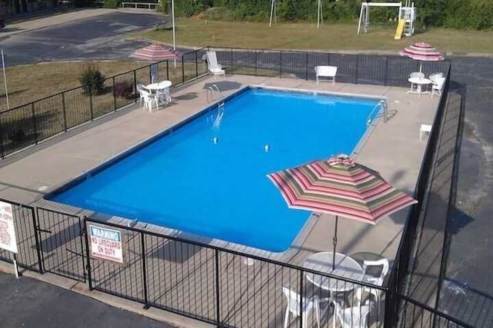 Pool 6 of 33