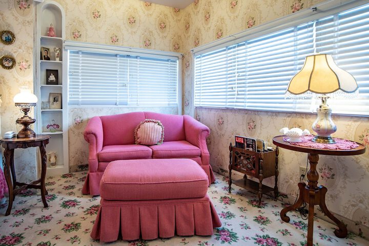 Room 80 of 216